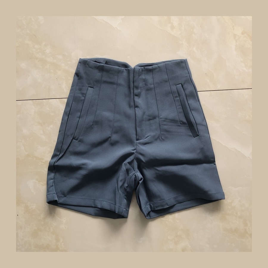 Sleek Tailored Summer Short product image thumbnail 2